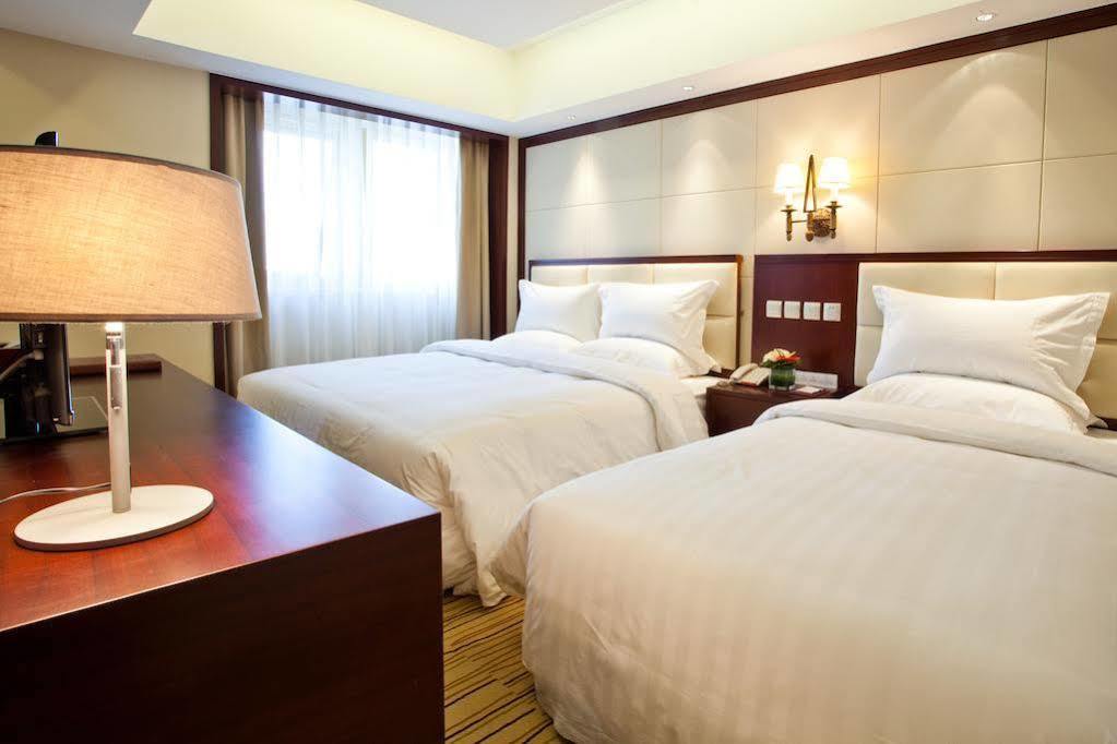 Beijing Guizhou Hotel מראה חיצוני תמונה